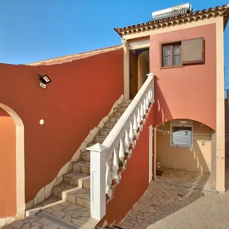 Petite Paradise Villa *